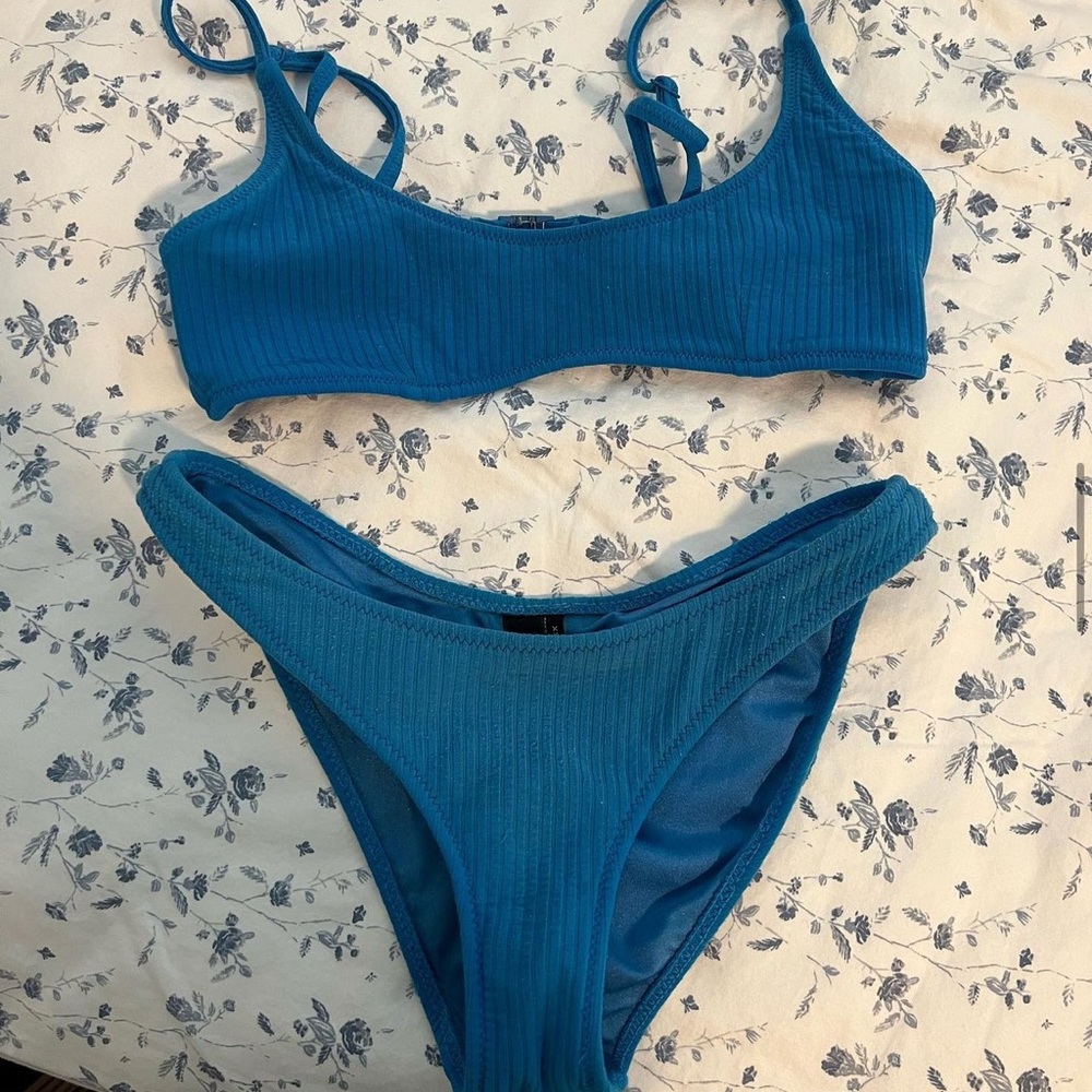Triangl bikini